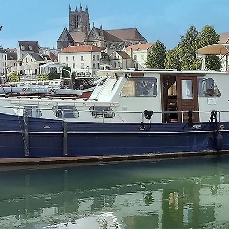 Spicy - Sejour Insolite Sur La Marne Meaux Exterior photo